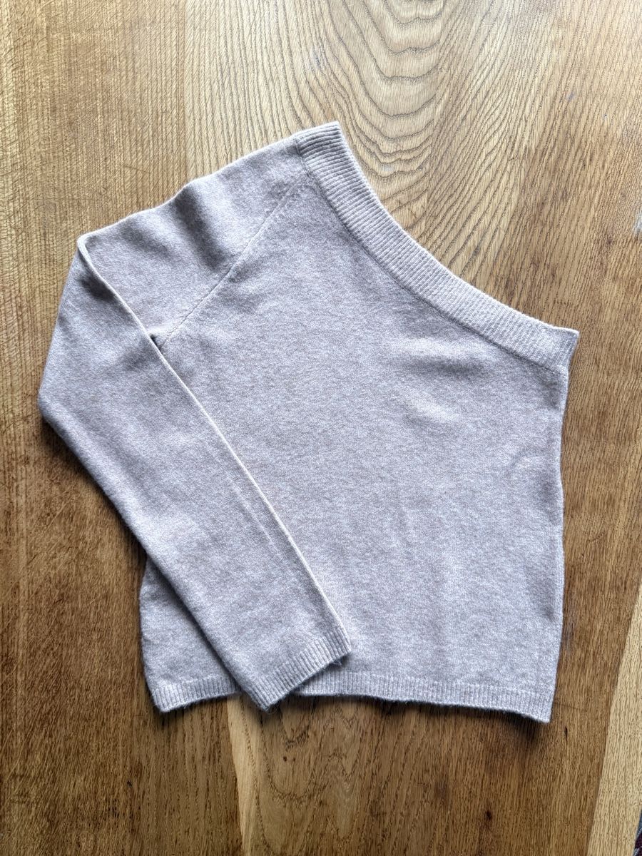 Mango Maglioni & Felpe: Mango Pullover beige einarmig Grösse S guter Zustand – Usato da Siebnen venduto da koschitoschi
