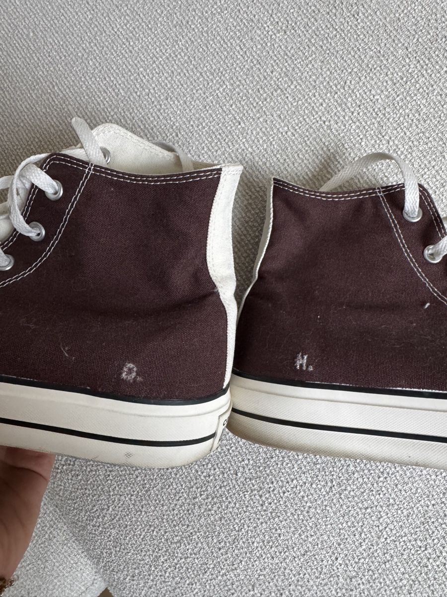 Converse Scarpe da uomo: Braune Converse Chucks – Usato da Winterthur venduto da Flomiverse 2