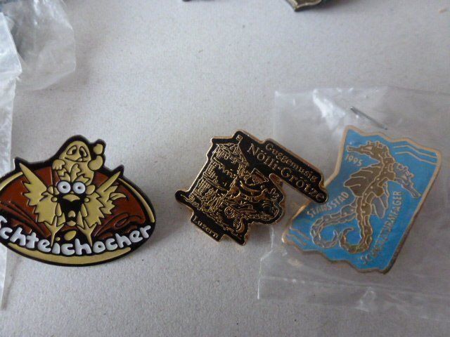 Plaketten & Abzeichen: Pins – Neu und originalverpackt aus Luzern von Ankerli 2