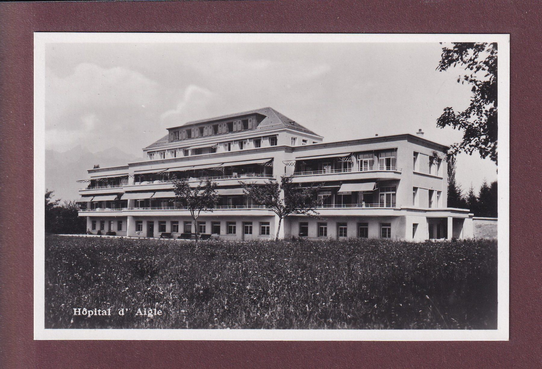 Cartes postales: AIGLE - Hôpital - 1935 – D'occasion à Pully par nicecards