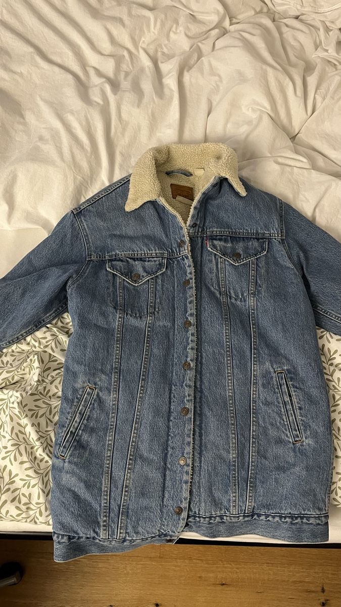 Levi's Giacche: Levi's Jeans Jacke Grösse S – Usato da Kirchberg SG venduto da lar_8mw6