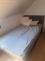 Bett mit Bettkasten 118x220 cm grau leicht gebraucht