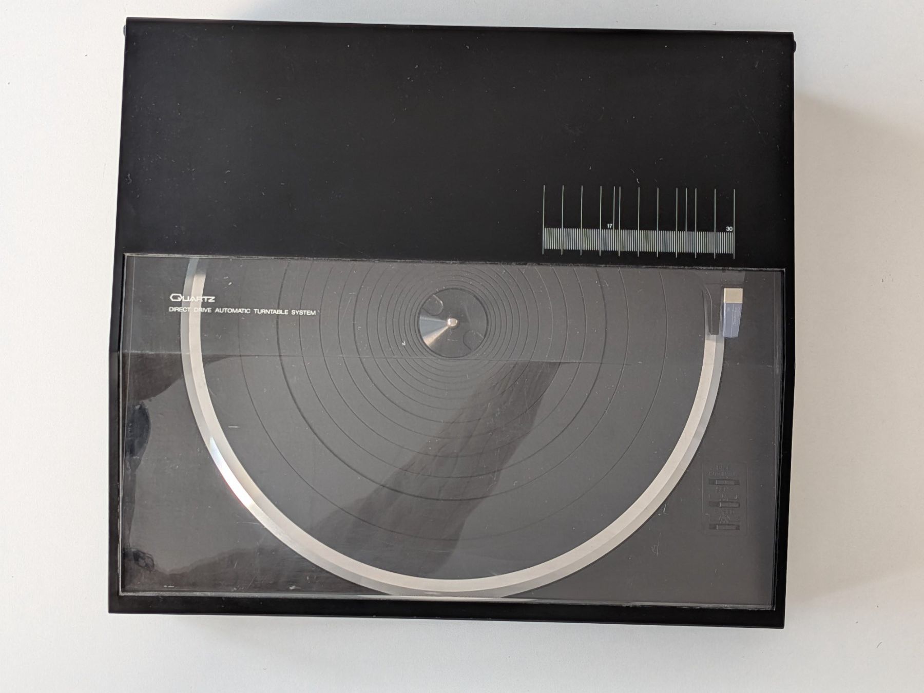Technics Giradischi: Technics SL-J300R Linear-Tracking Titelauswahlsystem – Usato da Wallisellen venduto da Yurito