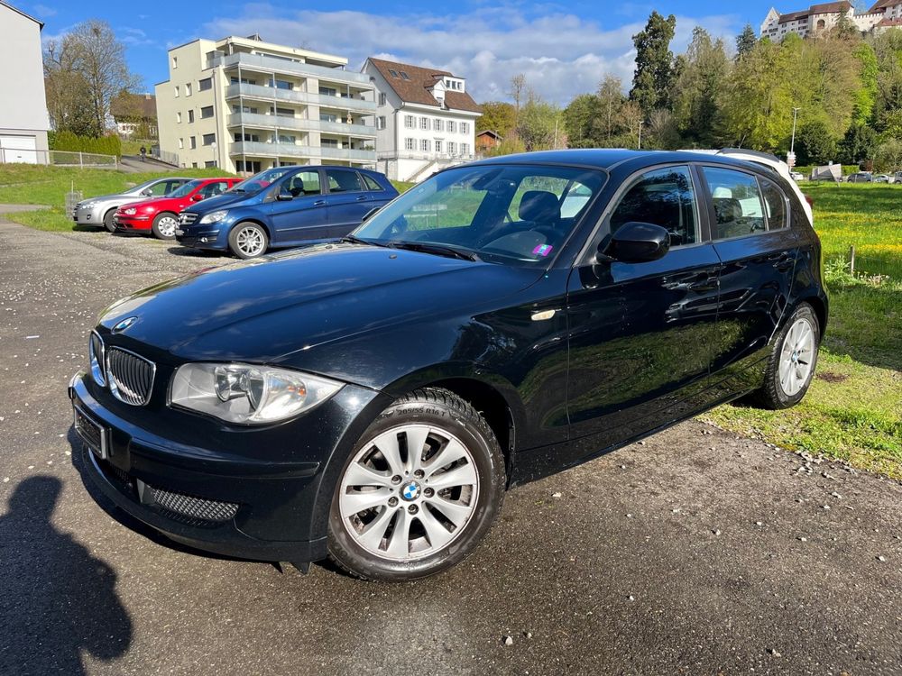 BMW 116i Automat, 06.2010 mit 205600km, Hagelschaden. Kaufen auf Ricardo