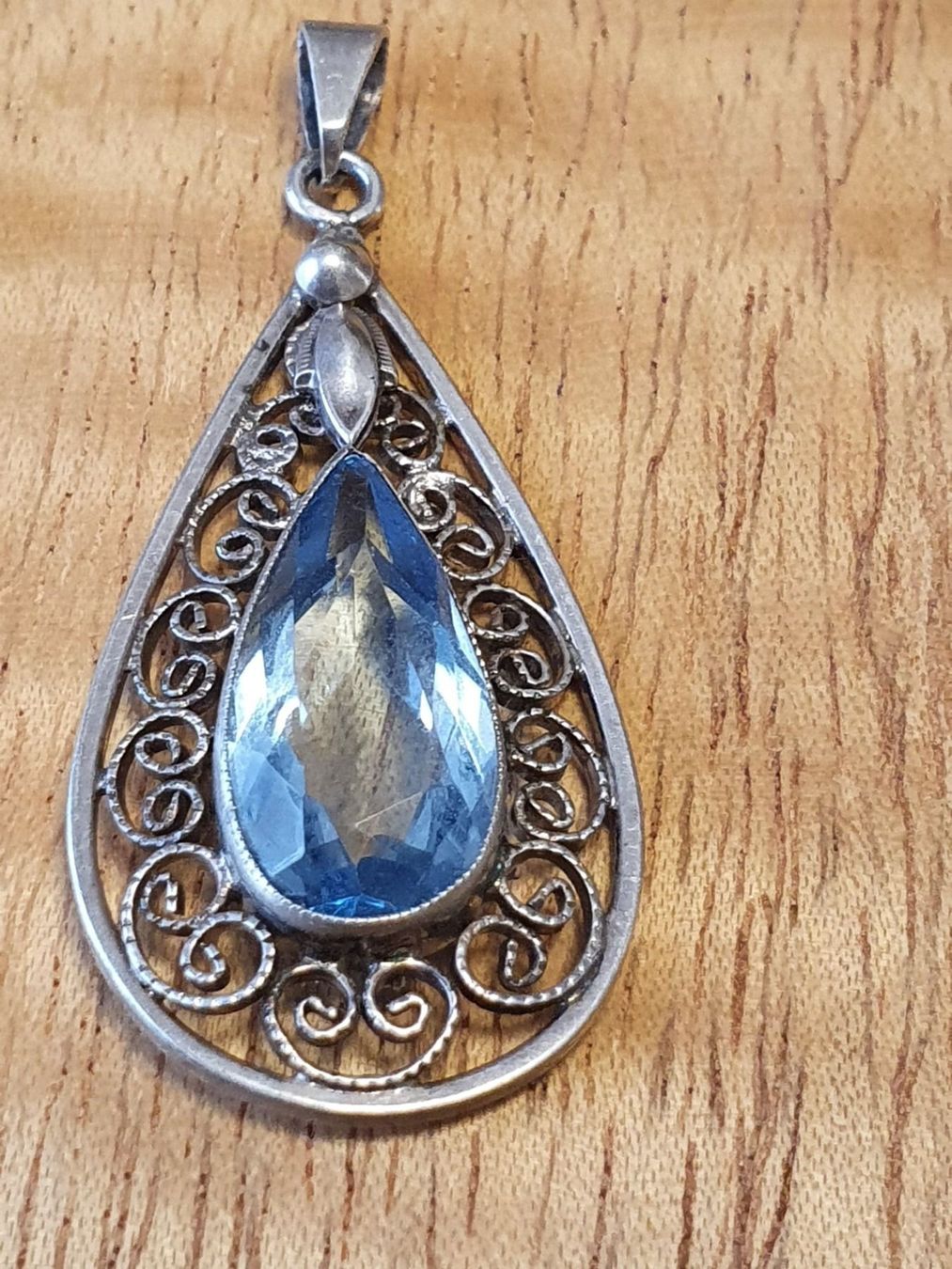 Gablonzer Ciondoli: Jugendstil Bijou - Eye-Catcher – Usato da Wohlen AG venduto da palmsprings 4