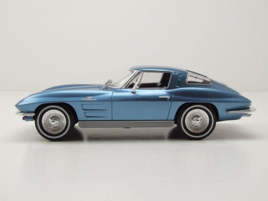 Chevrolet Modellautos: Chevrolet Corvette C2 Sing Ray „Split Window“ 1963 hellblau – Neu und originalverpackt aus Gerlafingen von espero88 2