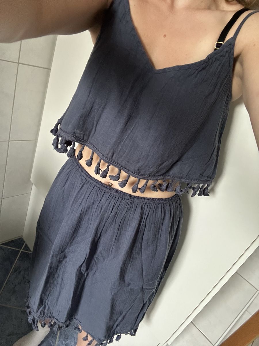 Mango Kleider: Set Top und Rock dunkelblau mit Fransen Grösse M – Gebraucht aus Hergiswil NW von kaufe_at_kaufmann