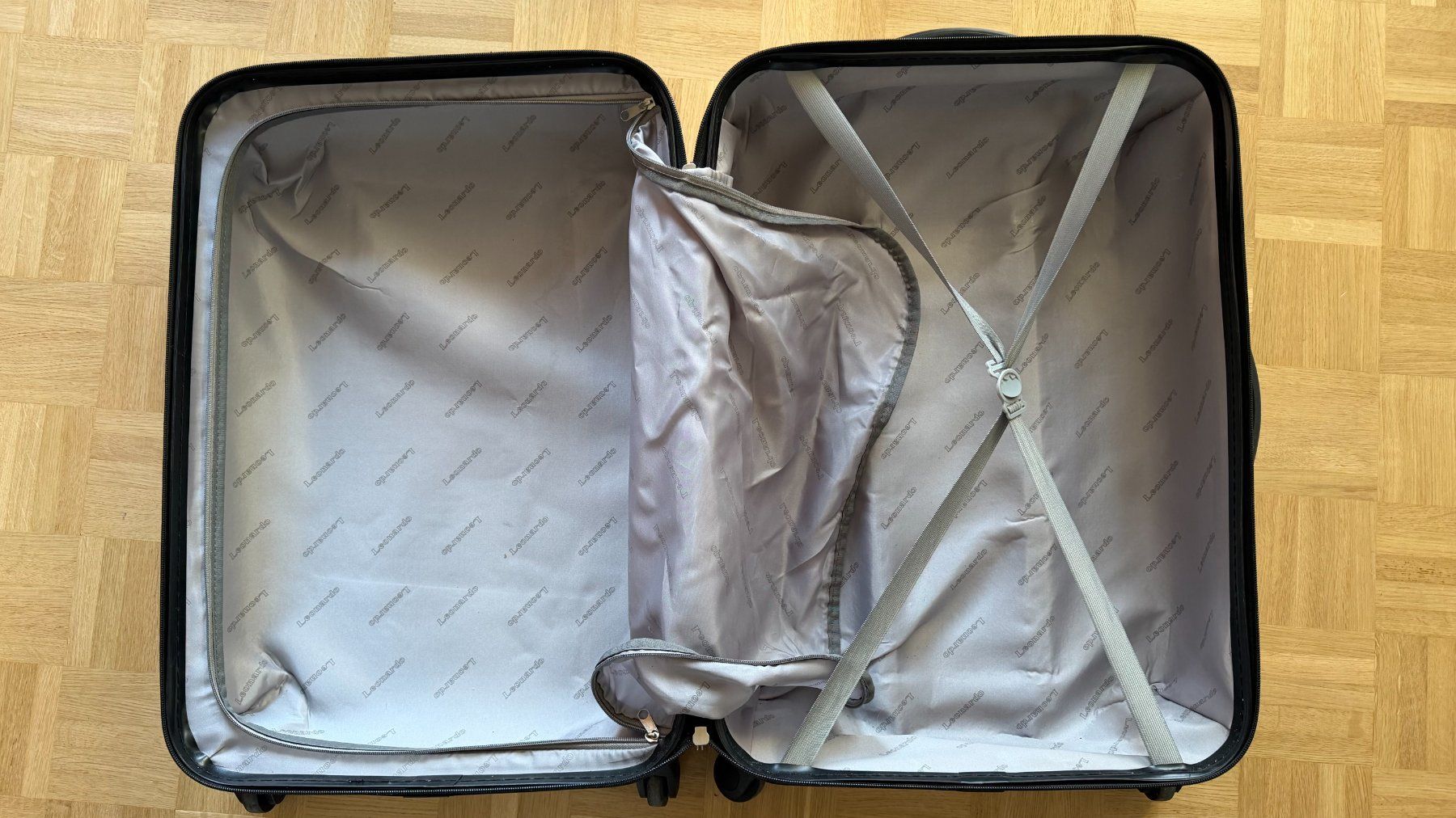 Reisekoffer: Valise rigide Leonardo 59 cm, bon état – Gebraucht aus Genève von dkr_j29m 8