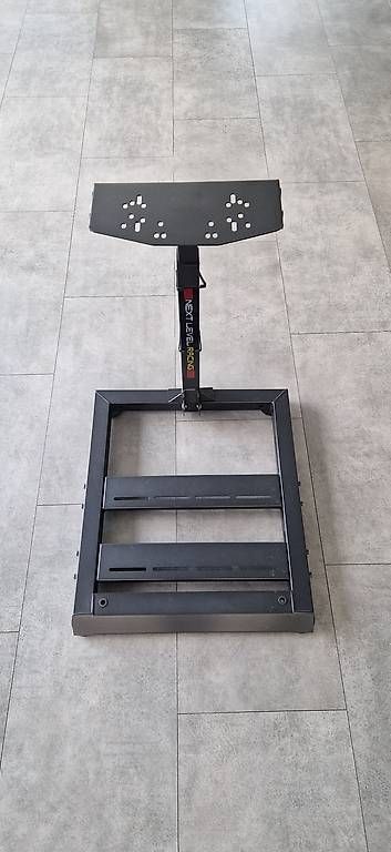 Controller: Next Level Racing Wheel Stand Racer – Usato da Sonceboz-Sombeval venduto da Tcheupa 1