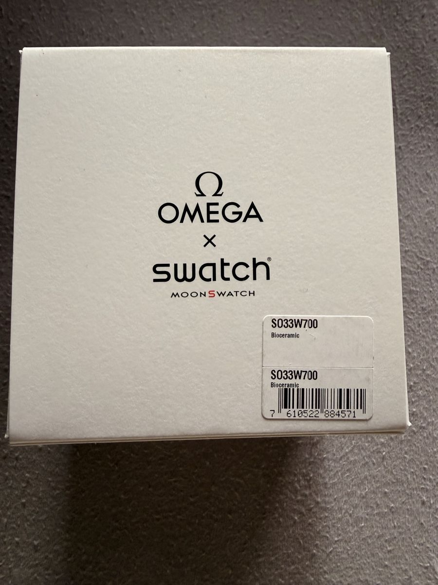 Swatch Montres: Swatch moonwatch Snoppy – D'occasion à Sion par Johan8899 3