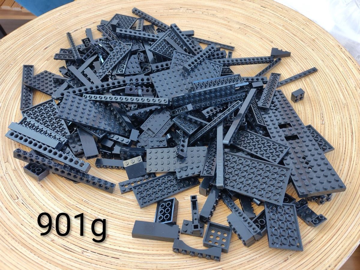 Lego Giocattoli: 900 g dunkelgraue Lego Teile – Usato da Oetwil am See venduto da Theboxi