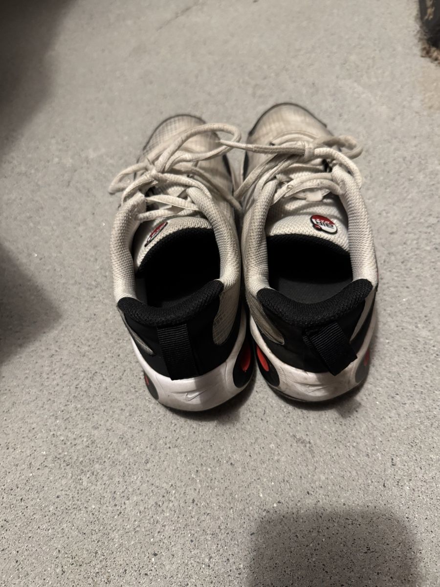 Nike Scarpe per ragazzi: Nike Air Max Sneaker, Grösse 36.5, gebrauch – Usato da Zürich venduto da AninANILOKIN 3