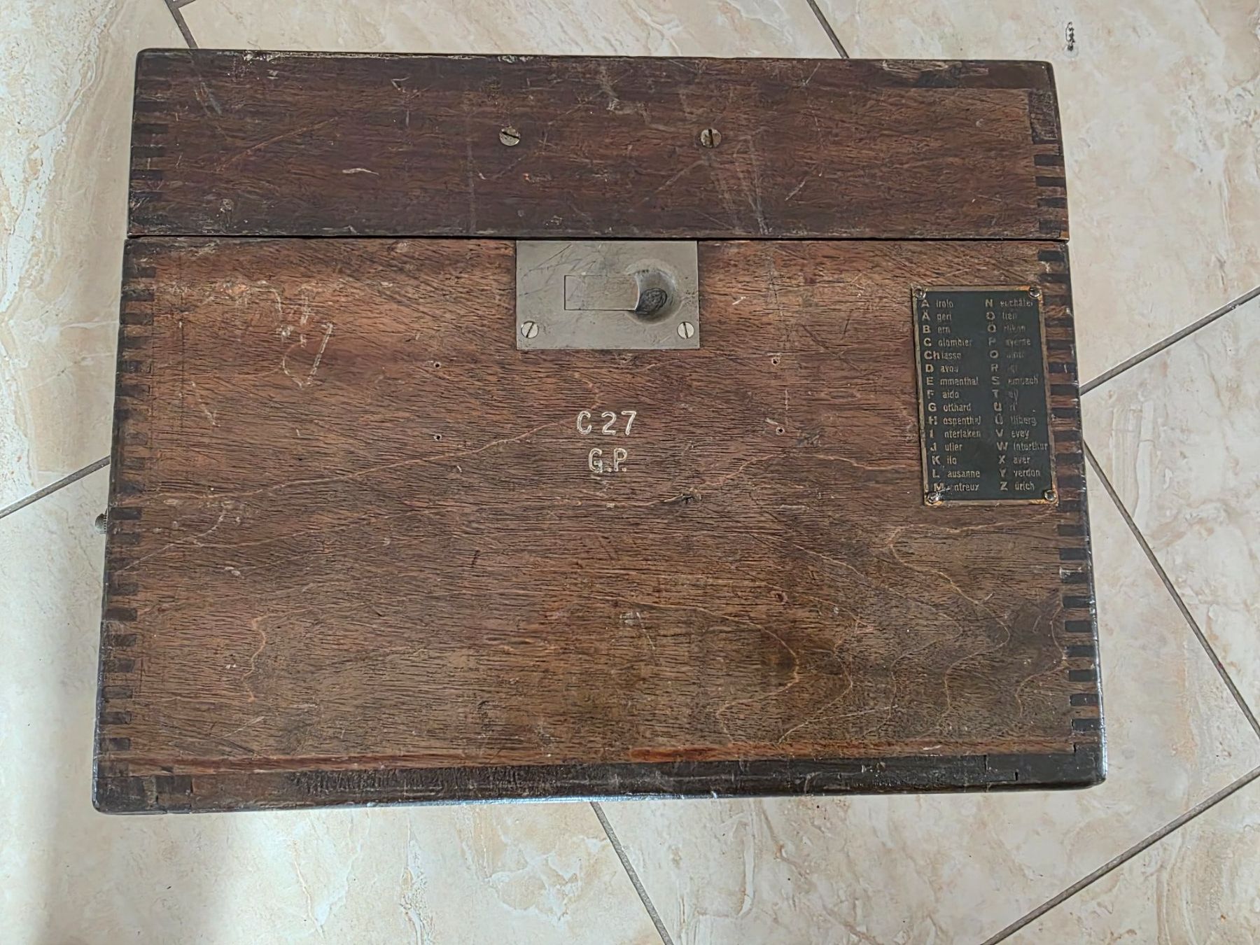 Telefoni: Historisches Schweizer Armee Feldtelefon 1909 – Usato da Bellach venduto da chlini92 1