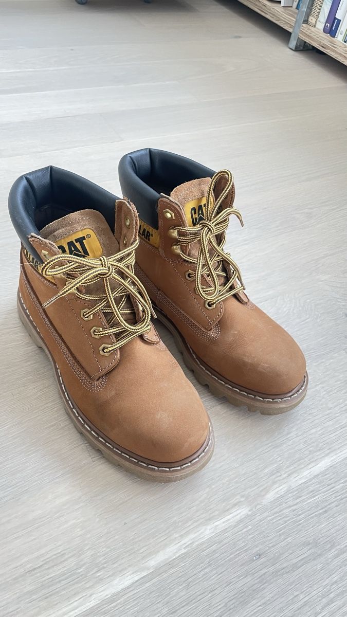 Caterpillar Chaussures hommes: CAT Boots Grösse 39 – D'occasion à Zürich par BaharB