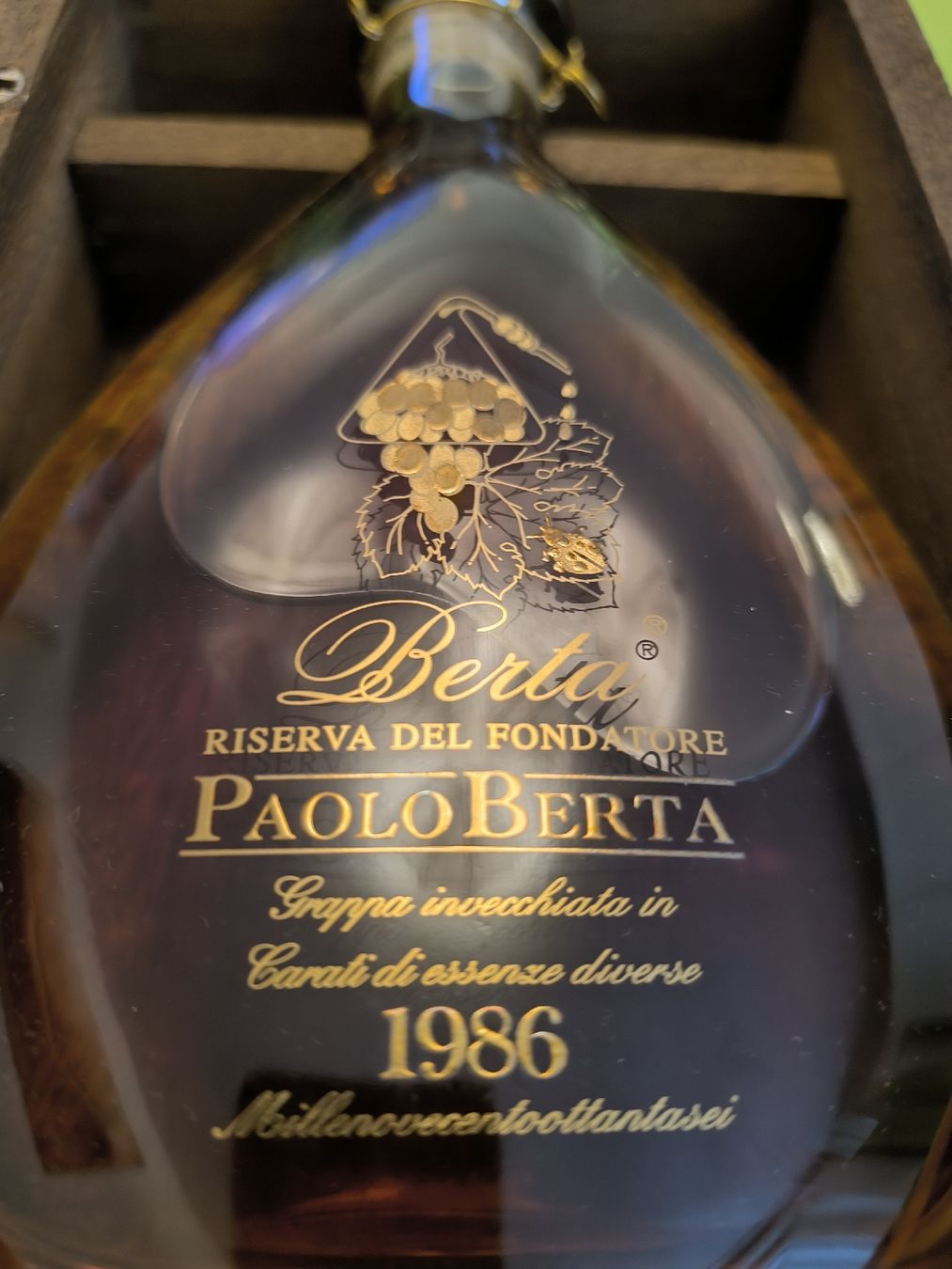 Berta Bevande alcoliche: Paolo Berta Grappa 1986 mit OHK – Nuovo e nell'imballaggio originale da Zürich venduto da Samba66 2