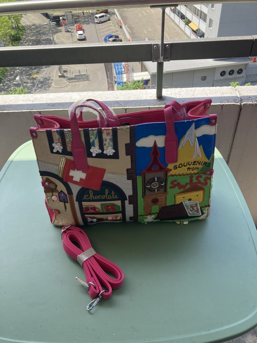 Taschen für Damen: Handtasche – Neu (gemäss Beschreibung) aus Bern von tar_hm7j