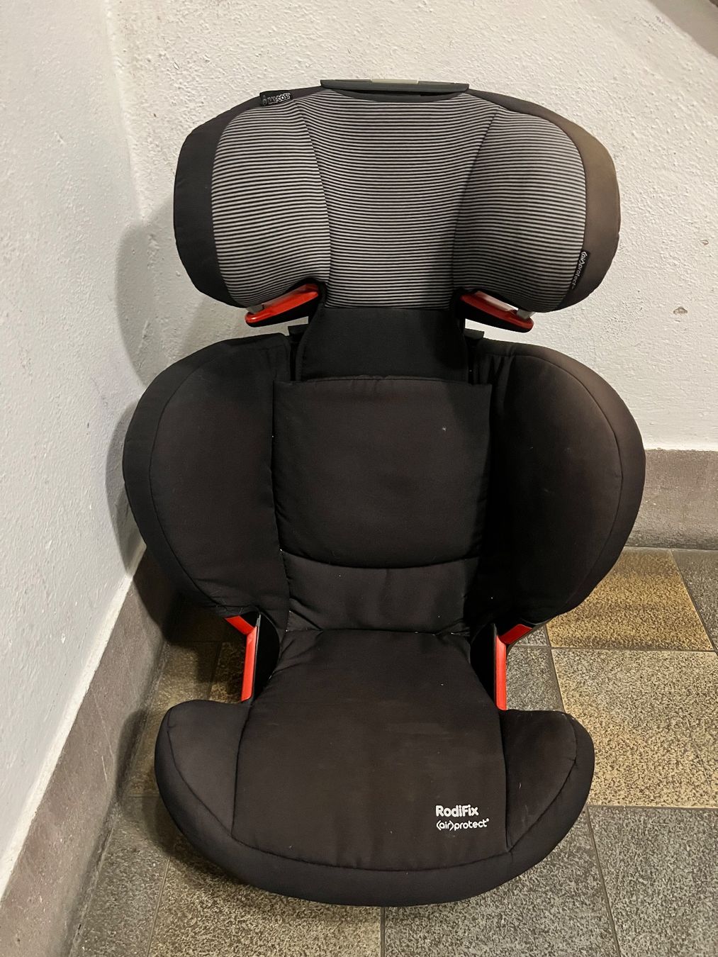 Seggiolini per auto: Maxi-Cosi – Usato da Zürich venduto da Lumbreras