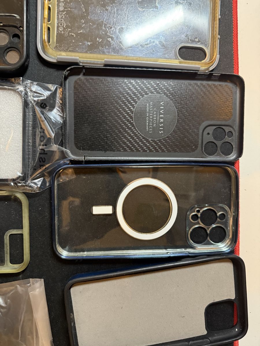 Cover & Protezioni schermo: iPhone Cover Lot – Usato da Chiasso venduto da she_9rhj 6