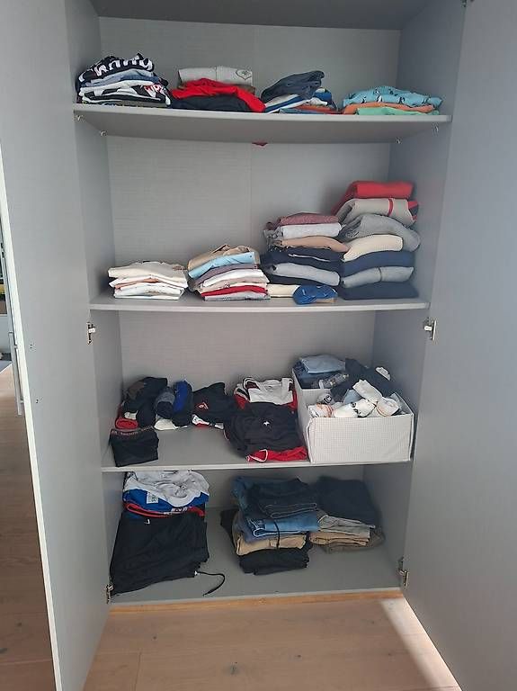 Schränke: 4-türiger Kleiderschrank – Gebraucht aus Kaltbrunn von adrian.haemmerli 1