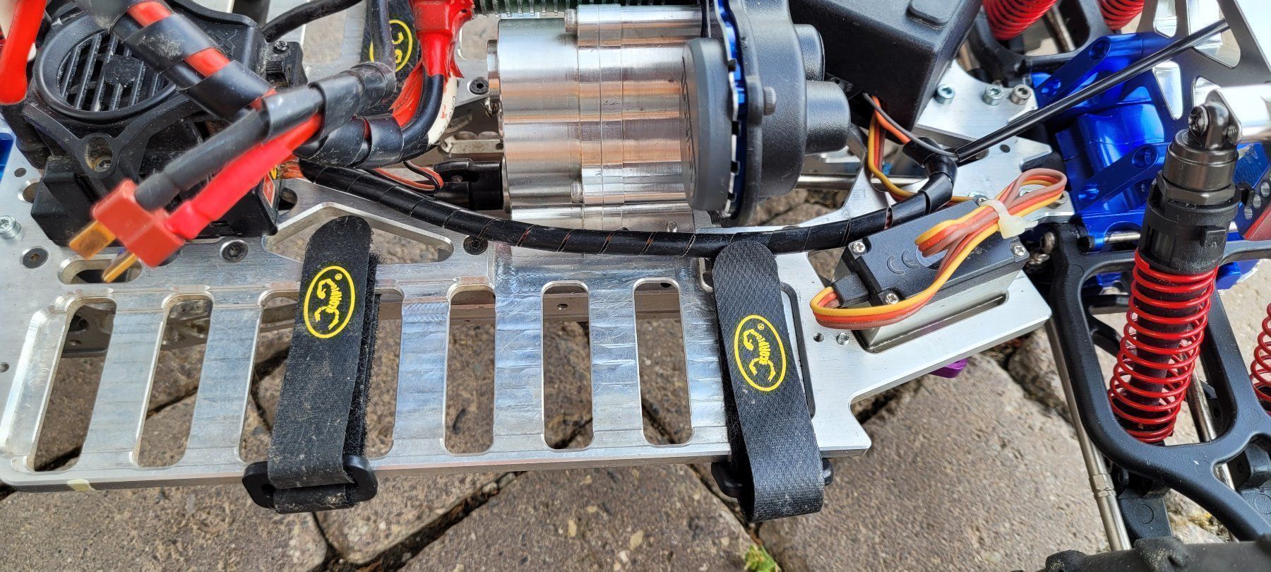 Modellismo RC: Traxxas E-Maxx Brushless - Alu Monster – Usato da Merenschwand venduto da Robin2 4