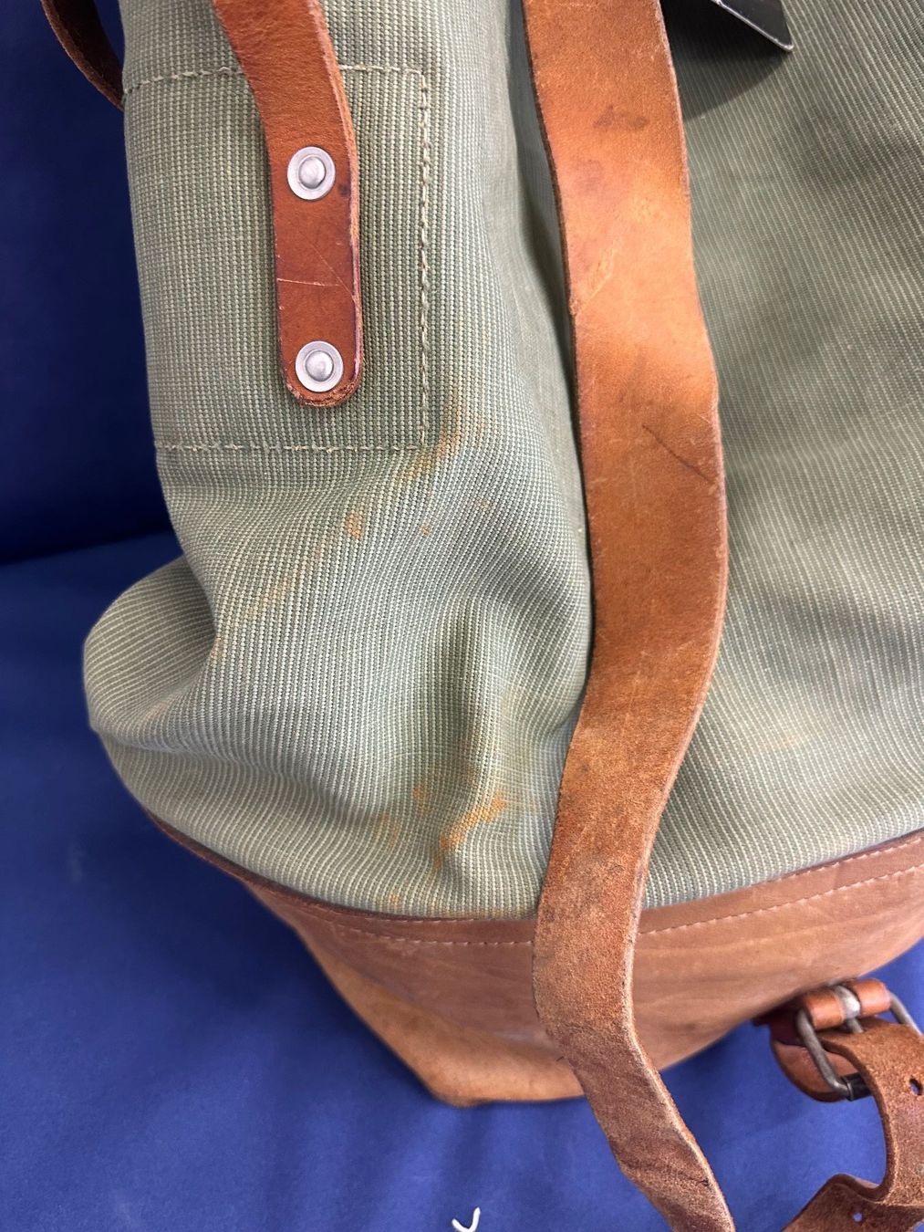 Schweizer Armee Rucksäcke: Schweizer Armeesack – Gebraucht aus Liestal von FuV01 1