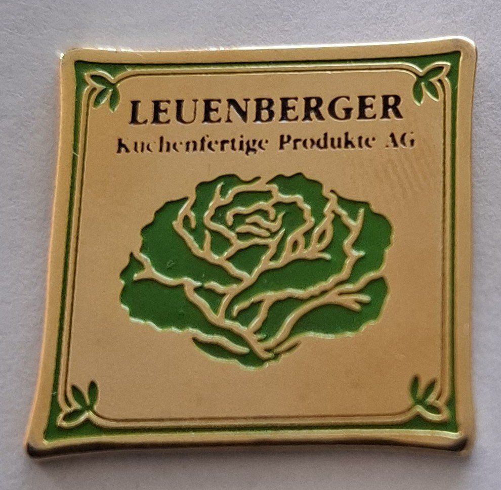 Placchette & Badge: Leuenberger Salate/Gmüse – Usato da Hinterkappelen venduto da Schampus