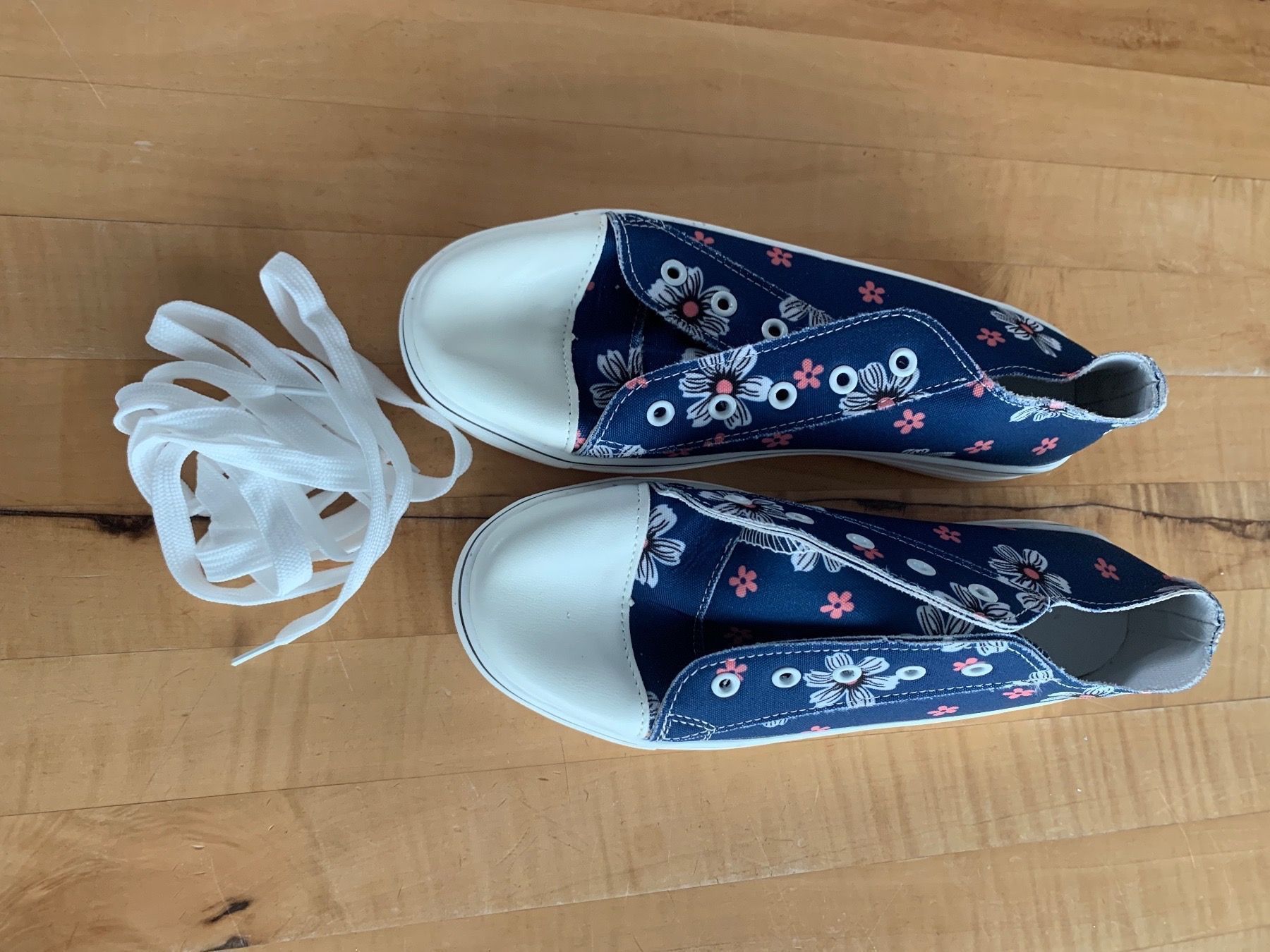 Scarpe da donna: Sommer Sneaker – Nuovo (secondo la descrizione) da Sirnach venduto da Famisa 1