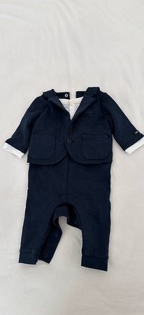 Hugo Boss Baby Anzug 