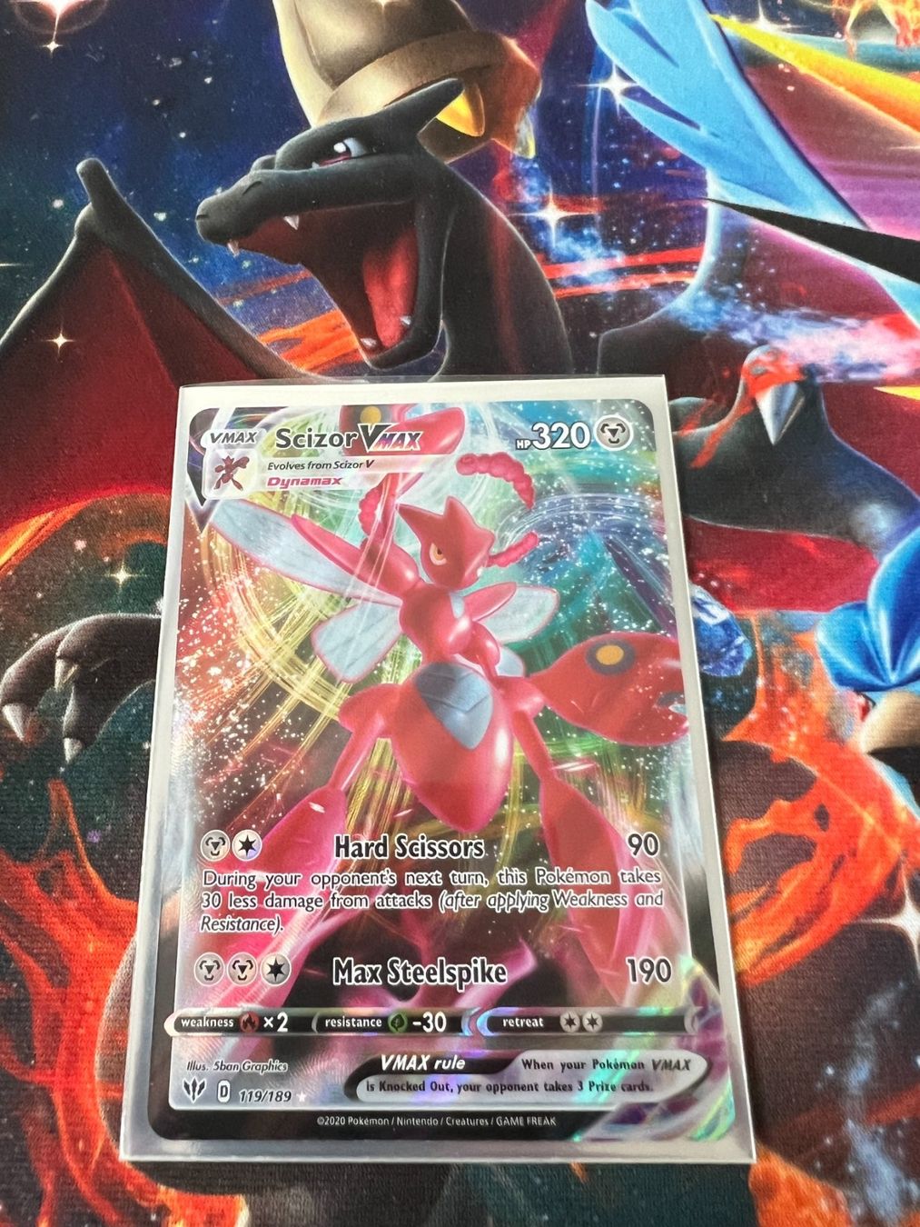 Pokémon Carte collezionabili: Scizor VMAX (DAA 119) - Darkness Ablaze – Nuovo (secondo la descrizione) da Bülach venduto da Pfrenzel