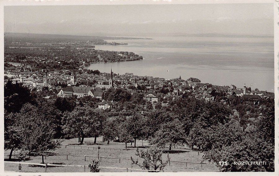 Cartoline postali: Rorschach, Panorama mit Bodensee, gelaufen um 1945 – Usato da Frauenfeld venduto da POML