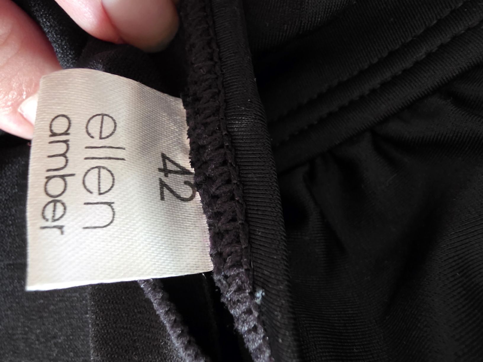 Costumi da bagno & Bikini: Schwarzer Ellen Amber Bikini, Grösse 42, neuwertig – Nuovo (secondo la descrizione) da Toffen venduto da ver_x68f 3