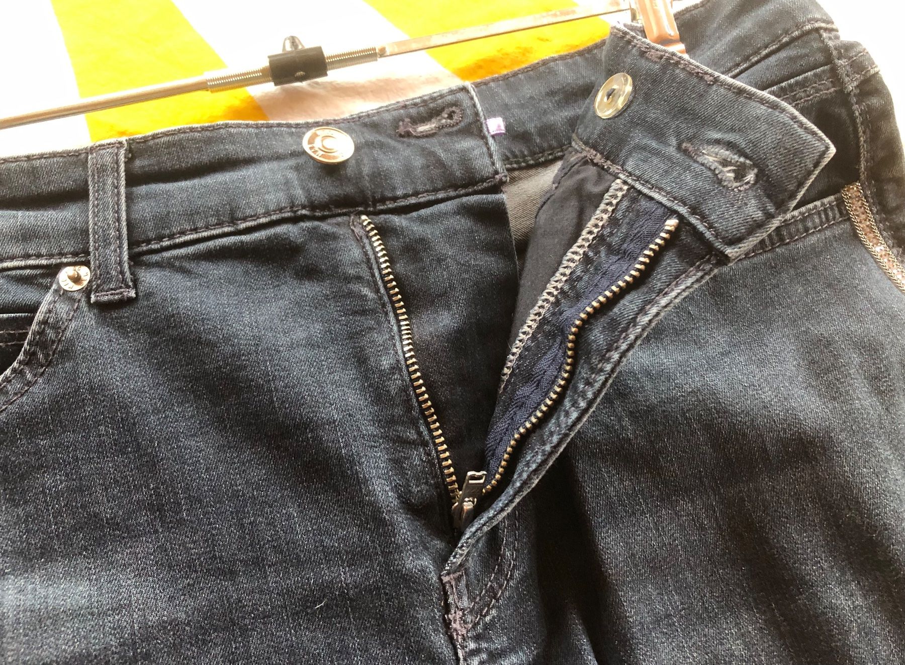 Jeans: JEANS 36/32 von MAC – Usato da Mühlebach (Goms) venduto da chr_q6d8 7