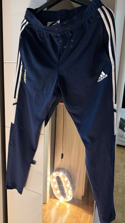 Adidas Trainingshose, dunkelblau, Grösse M, Gebrauchsspuren