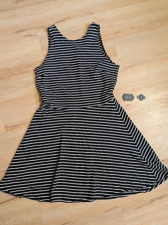 Vestiti: Kleid S/M – Usato da Langnau im Emmental venduto da MartinaZ86 1