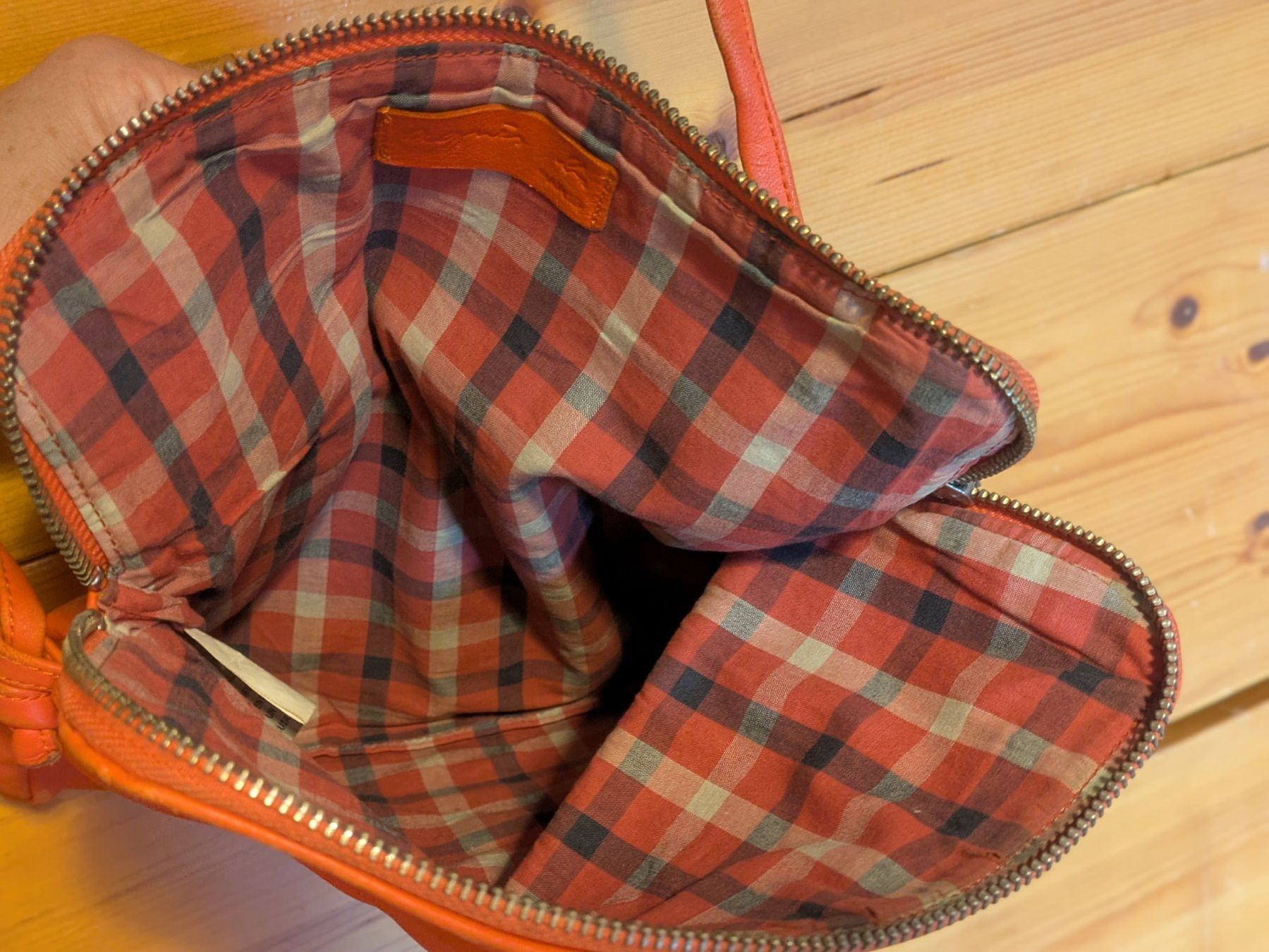 Taschen für Damen: Orangefarbene Handtasche, Agnès B – Gebraucht aus Dornach von mkh_8yst 3