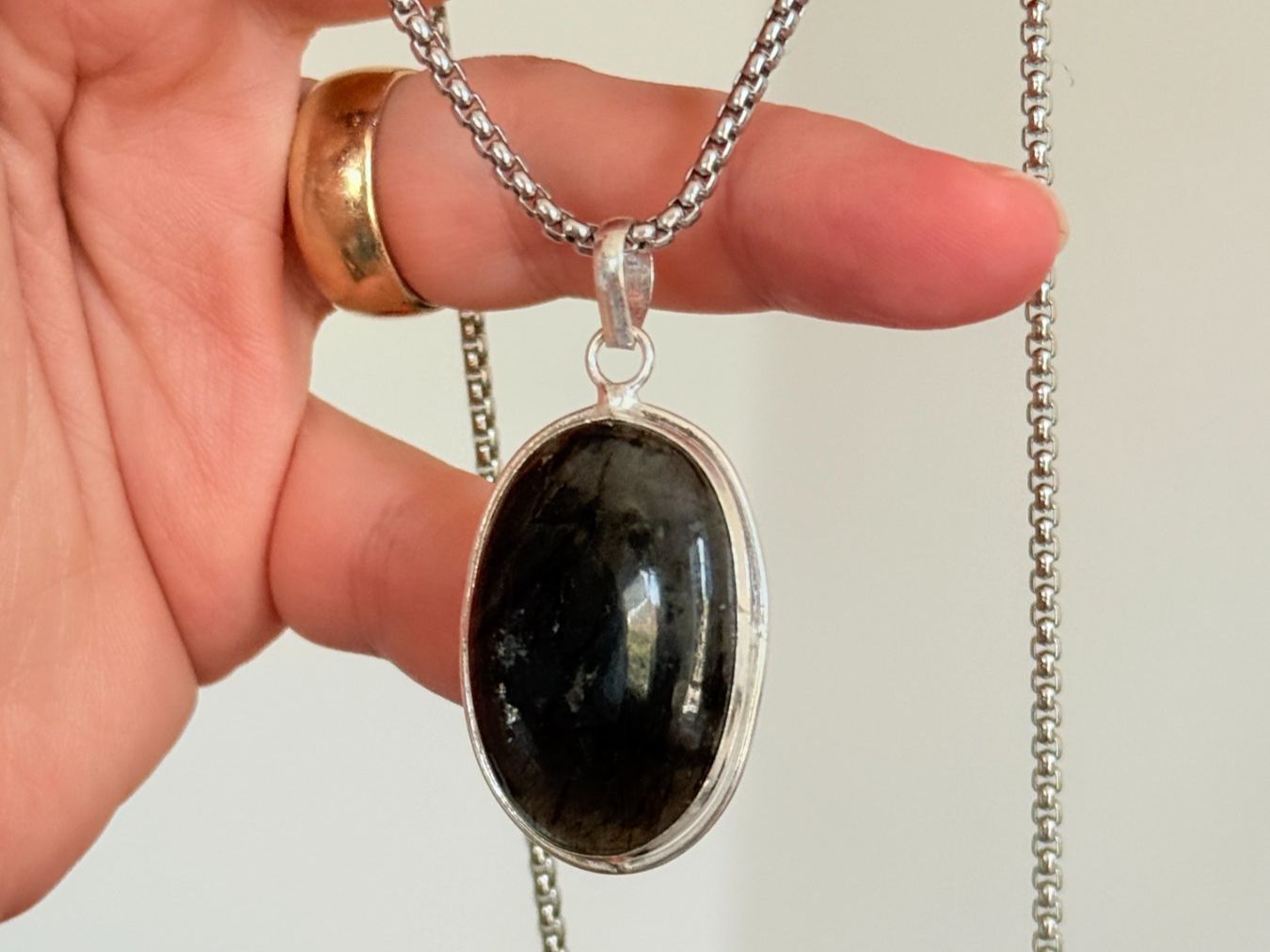 Colliers: Labradorite necklace – Neuf avec emballage d'origine à Genève par AGBERG