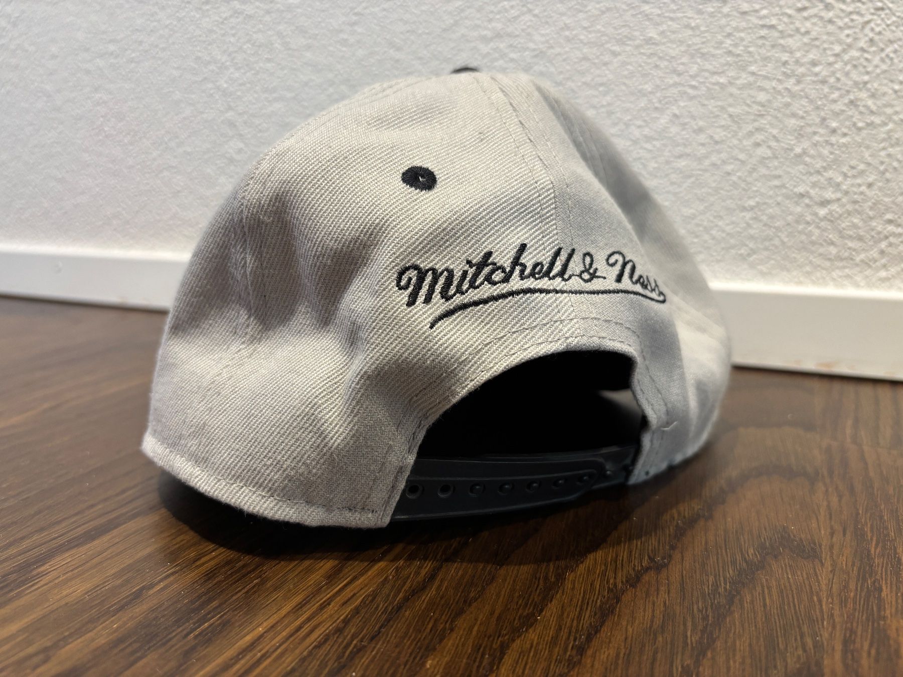 Copricapi, berretti & cappellini: New Era Las Vegas Raiders Cap – Usato da Seuzach venduto da SawyerKingwood 3