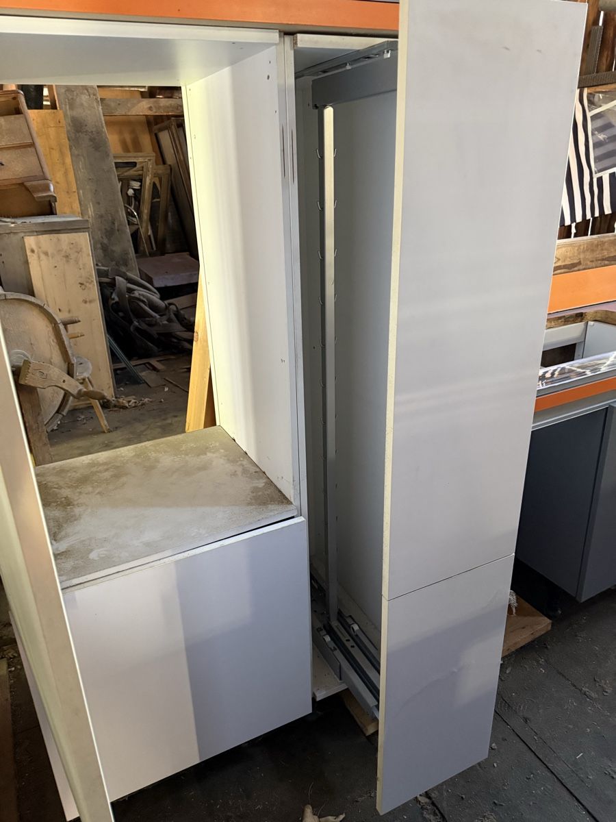 Cucine complete: Einbau Küche, mit Insel Weiss, Grau, Orange – Usato da Bad Ragaz venduto da ram_t825 2
