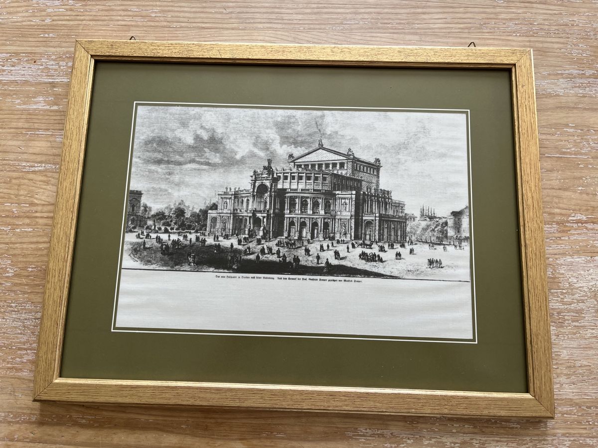 Foto & Immagini: Bild vom Hoftheater Dresden – Usato da Eschenbach SG venduto da Joey-Li
