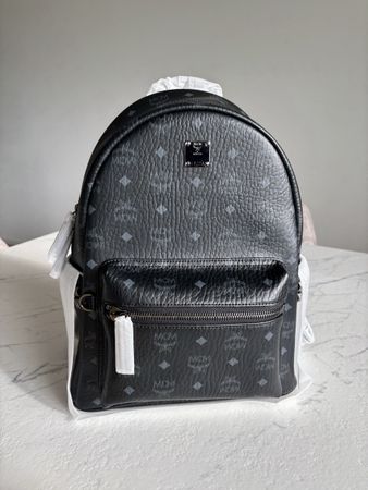 MCM Rucksack „Stark VI“ Schwarz 