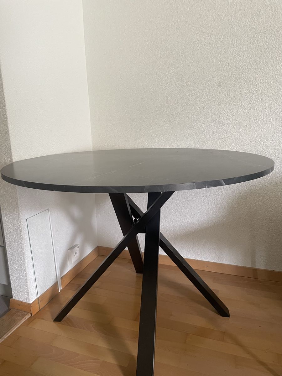 Tavoli: Esstisch – Nuovo (secondo la descrizione) da Bern venduto da tho_vp2w