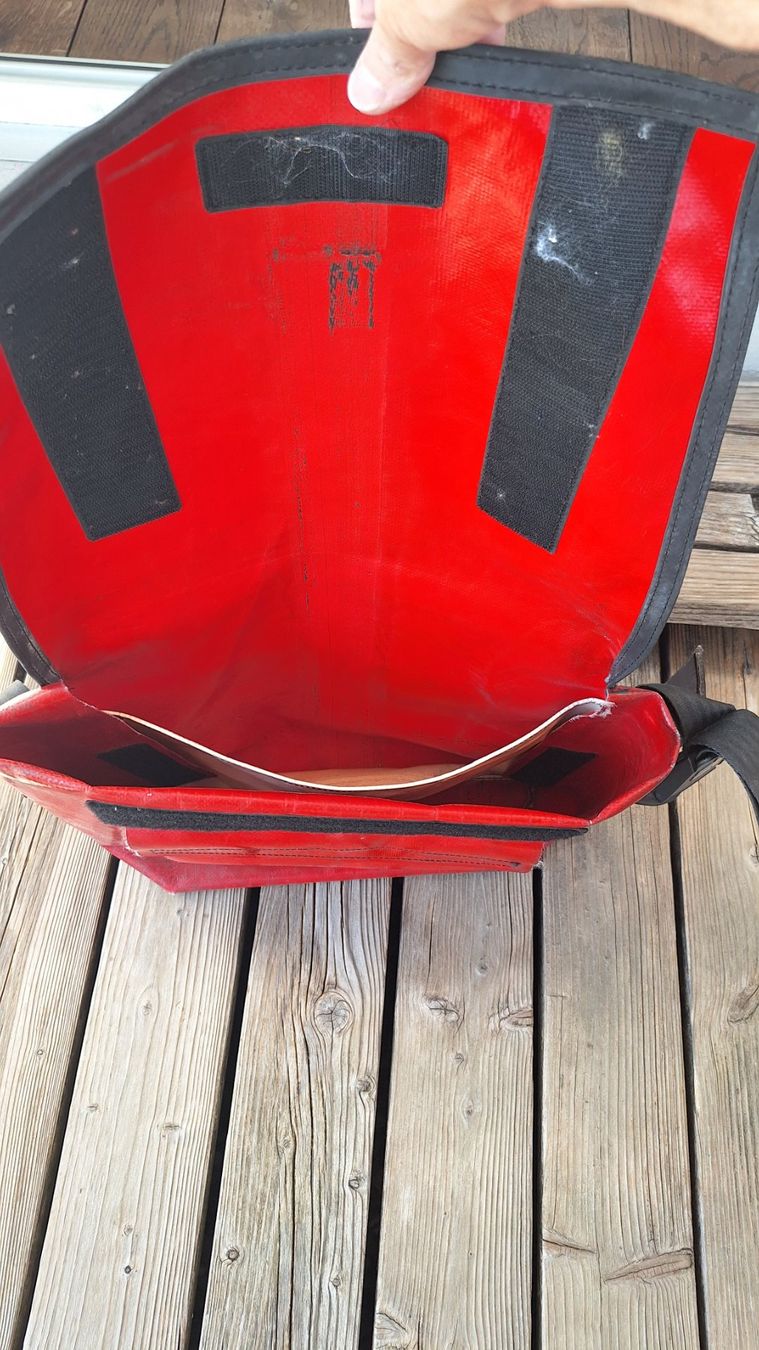 Freitag Taschen: FREITAG TASCHE ROT – Gebraucht aus Widnau von punto311 3