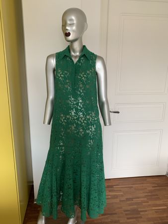 AKRIS: Neues extravagantes langes grünes Sommerkleid, 36/38