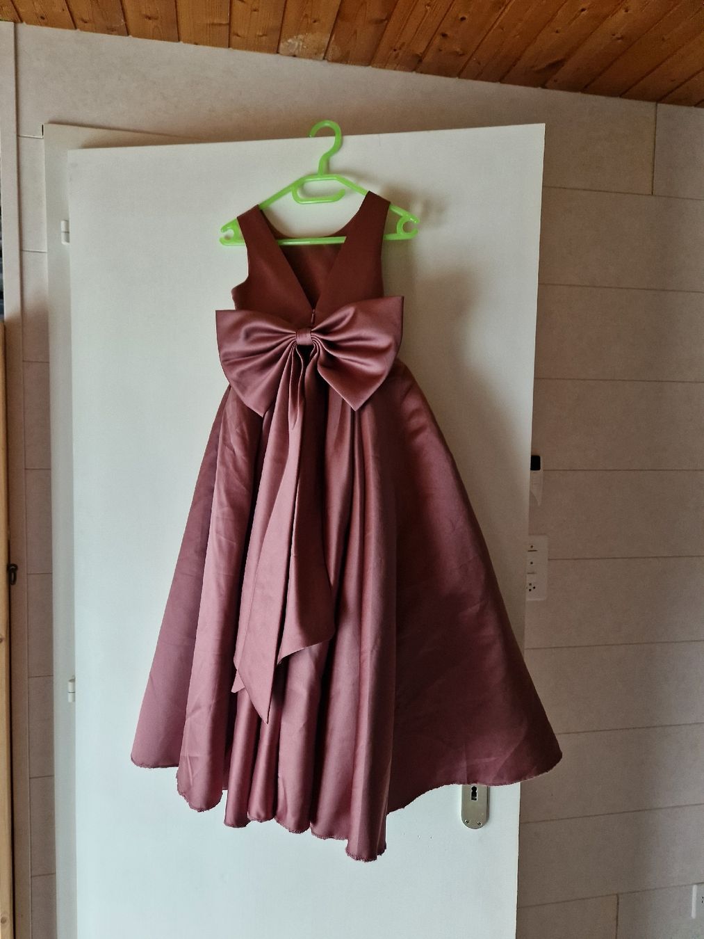 Vestiti & Gonne: Festkleid Mädchen Gr 116 – Usato da Wattwil venduto da Girl2000 1