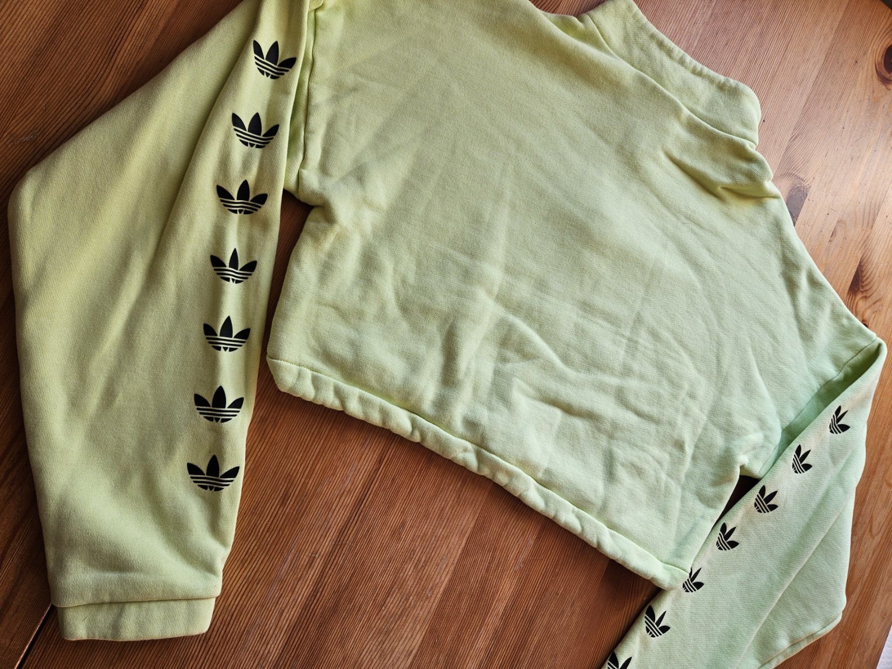 Adidas Pulls & Sweat-shirts: Cropped Sweater adidas Grösse XS retro Pullover – D'occasion à Hägglingen par United-Village-Trade 7