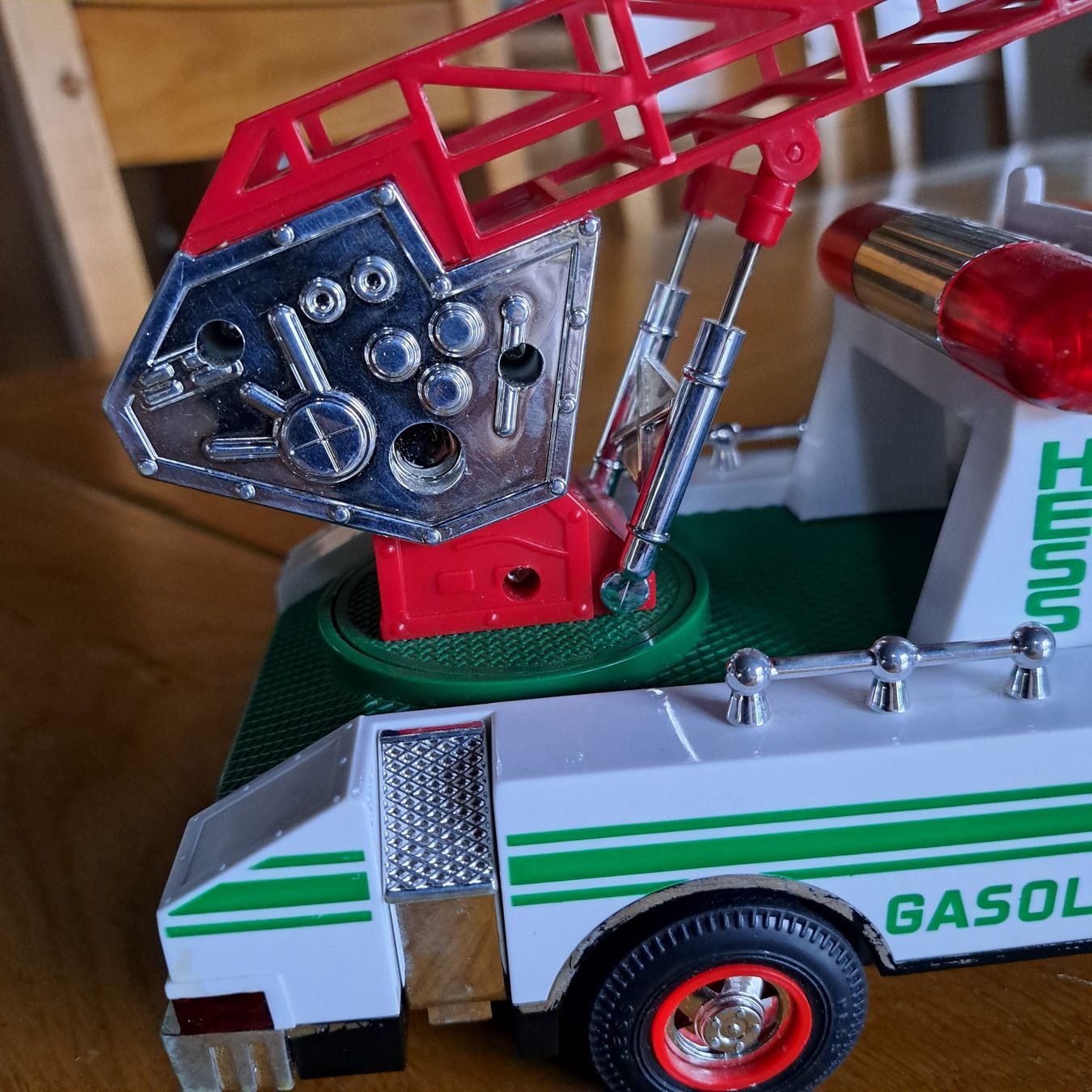 Kit di modellismo & Modellini statici: Camion de pompiers Hess 1964 – Usato da Renan BE venduto da Canard6 5