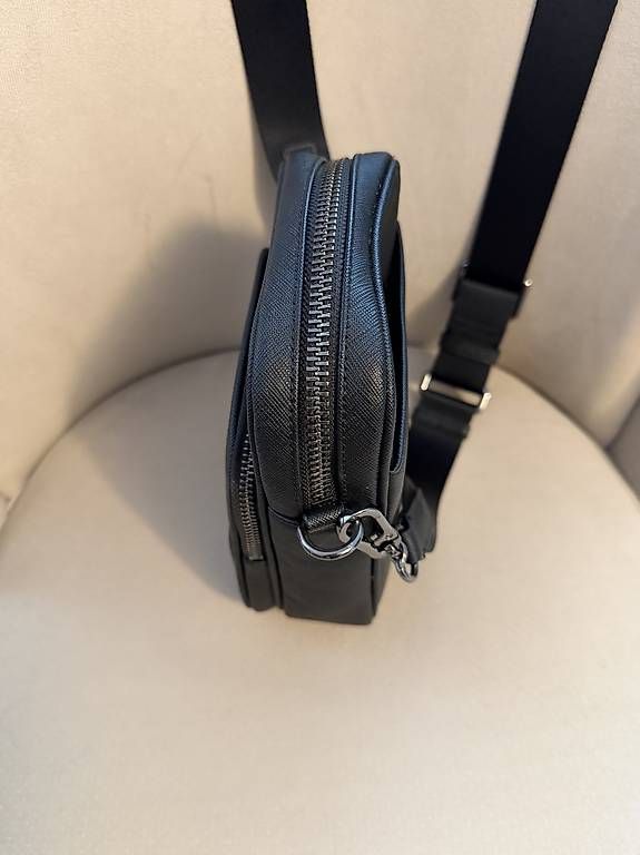 Borse da donna: Umhängetasche Karl Lagerfeld – Usato da Walenstadt venduto da jko_s667 4