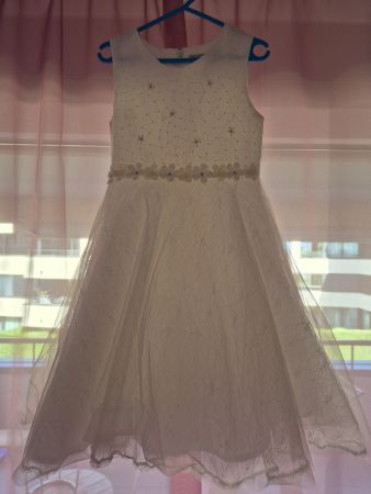 Kleid für Mädchen, Grösse 116