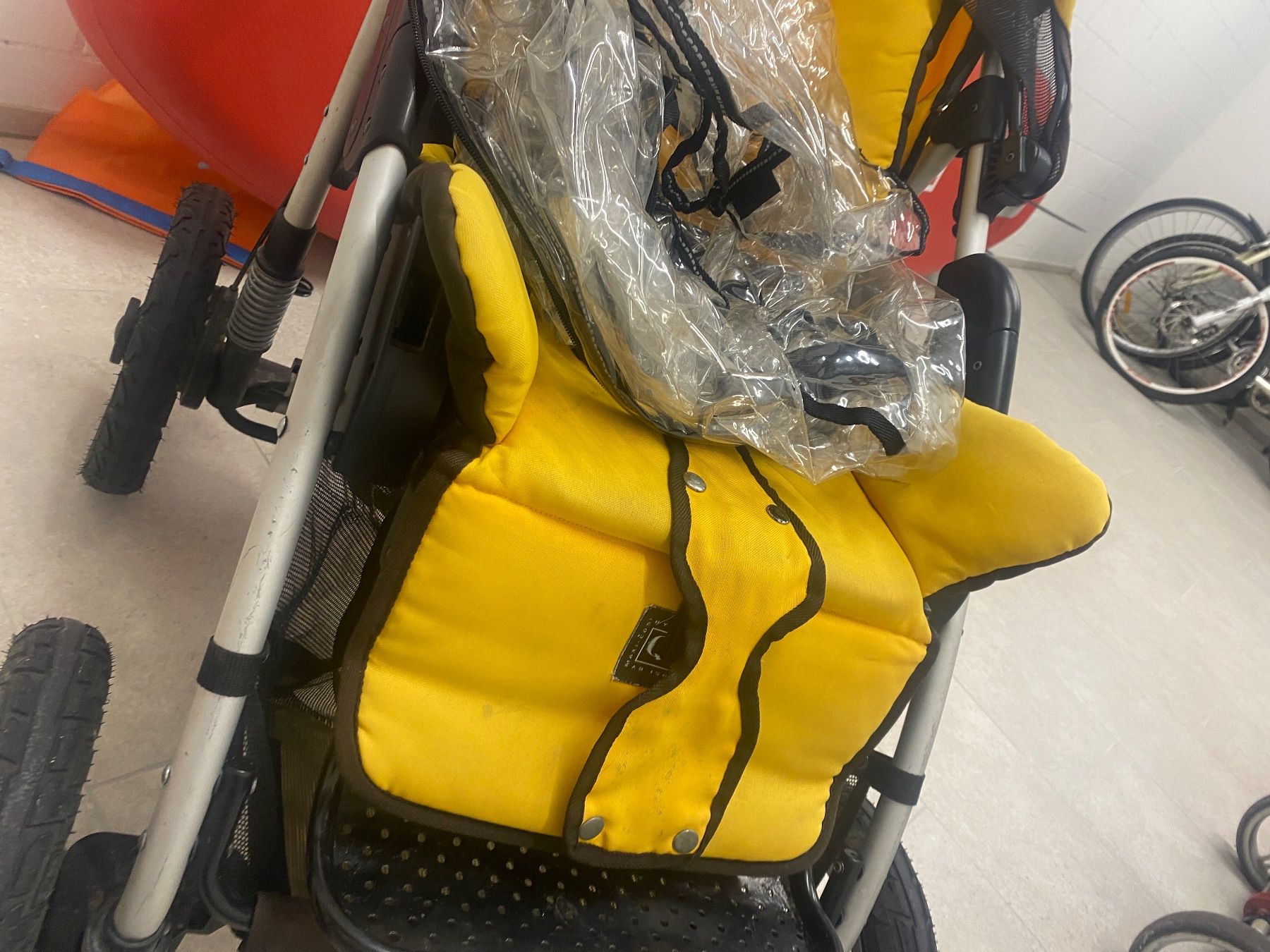 Carrozzine: Quinn Freestyle Kinderwagen – Usato da Küssnacht am Rigi venduto da mir_5tq6 5