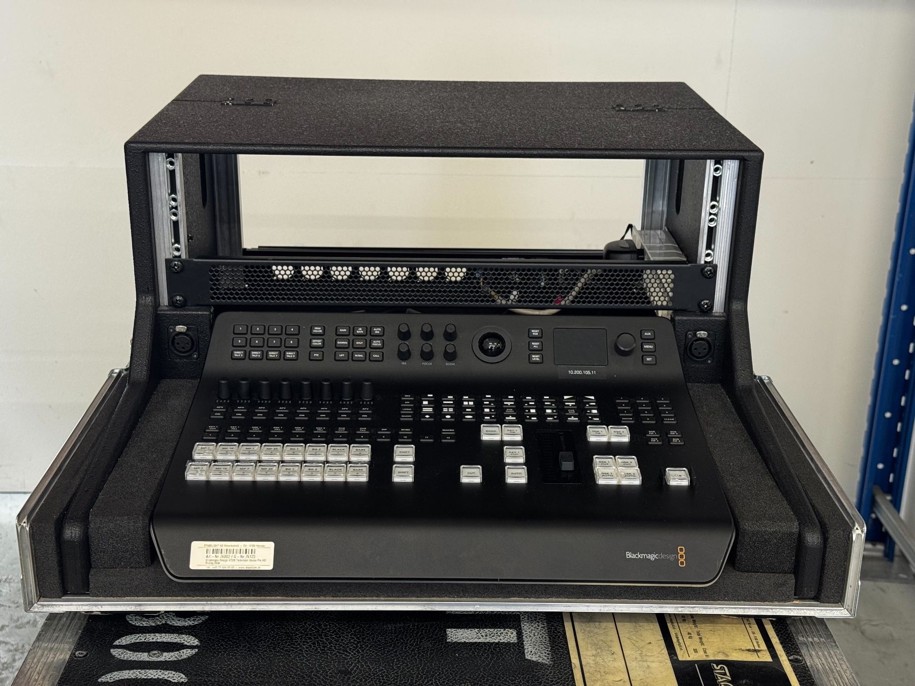 Blackmagic Camcorder: Blackmagic ATEM Television Studio Pro HD & Flightcase – Gebraucht aus Herisau von Stagelight_AG 1